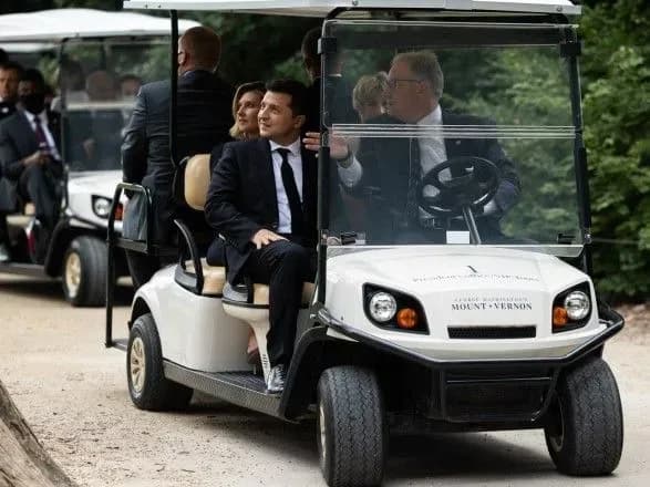 Зеленський у Каліфорнії зустрінеться з Тімом Куком та виступить у Стенфорді: порядок денний