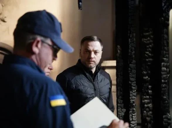 Міністр внутрішніх справ озвучив основну версію причини пожежі у костьолі св. Миколая: загоряння проводки в органі