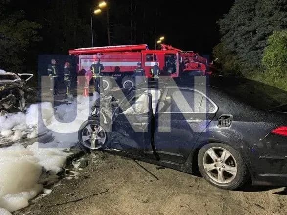 Згорів заживо: у Києві сталось ДТП, внаслідок якої загинула одна особа, ще одну госпіталізовано