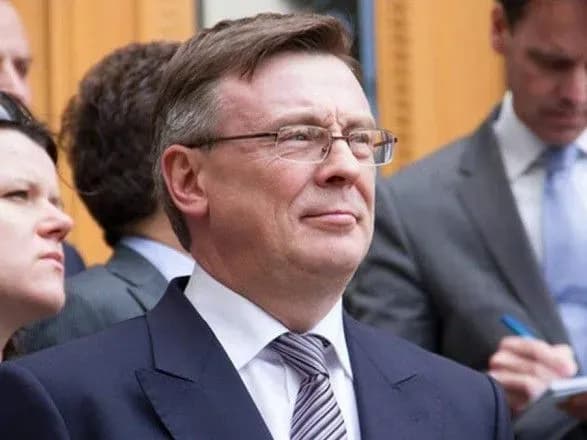 Суд оставил экс-главу МИД Кожару под стражей