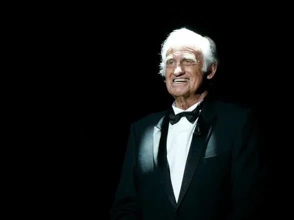 Сьогодні в Парижі відбудеться церемонія прощання з Жан-Полем Бельмондо