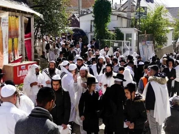 Святкування Рош га-Шана в Умані: серед хасидів зафіксовано понад 60 випадків коронавірусу