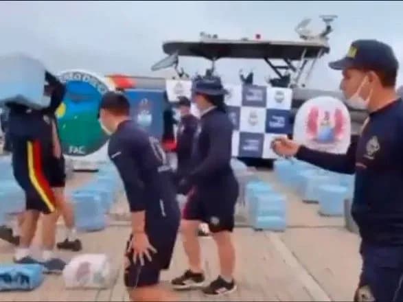 ВМС Колумбії конфіскували найбільшу партію кокаїну з початку року