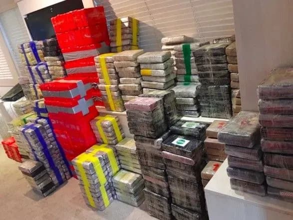 Британські правоохоронці затримали яхту під ямайським прапором з 2 тоннами кокаїну на борту