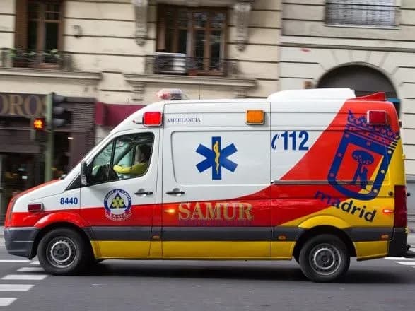 В Іспанії українка намагалася зробити селфі і впала зі скелі в море