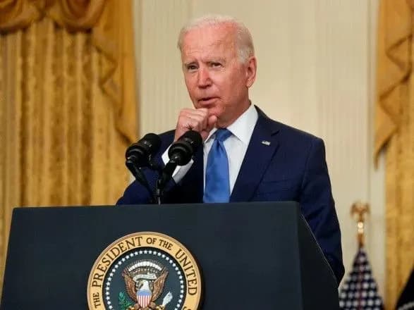 Байден скликає віртуальний саміт з метою посилення вакцинації у світі