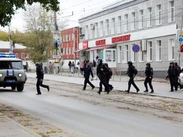 Масове вбивство в університеті Пермі: батько стрілка був найманцем на Донбасі - ЗМІ