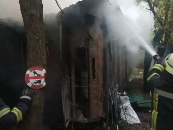 В столичном Гидропарке произошел пожар: есть погибший