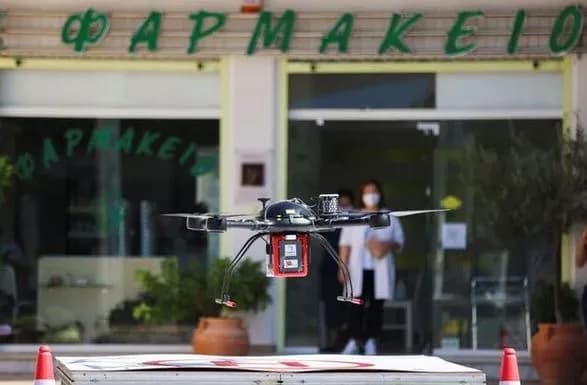 Греція тестує дрони для доставки ліків у віддалені регіони