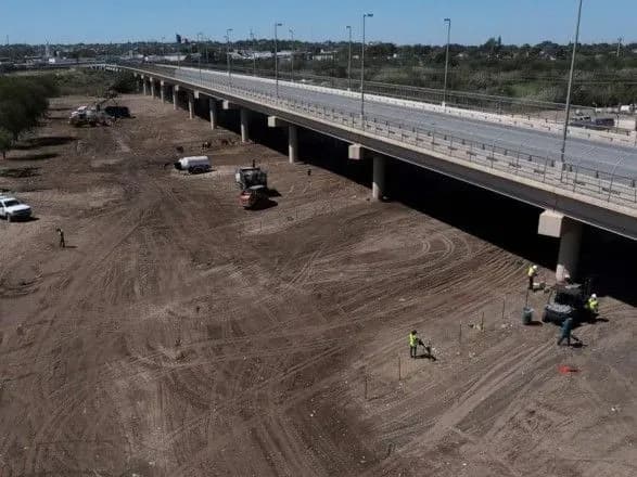 Мігранти з Гаїті покинули табір на кордоні з Техасом