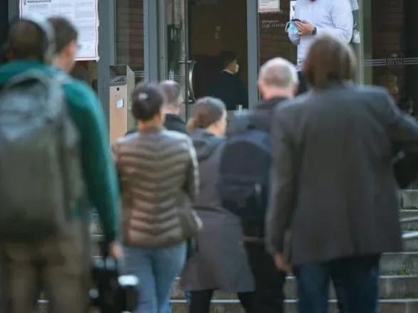 Вибори у Німеччині: є тенденція до високої явки, у Берліні вже 27,4%