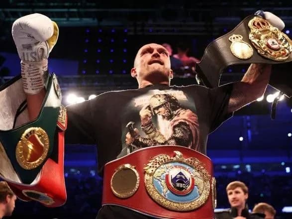 Легендарний ексчемпіон світу Форман назвав Усика "королем хевівейту"