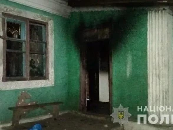 Заради розваги: під Одесою підлітки підпалили будинок багатодітної родини