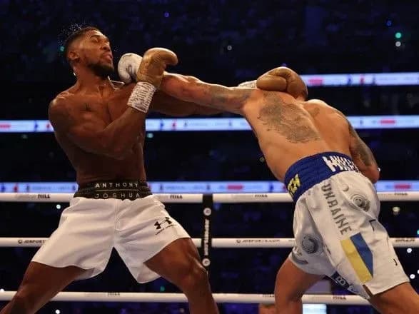 Усик заявив про намір боротися за титул абсолютного чемпіона світу