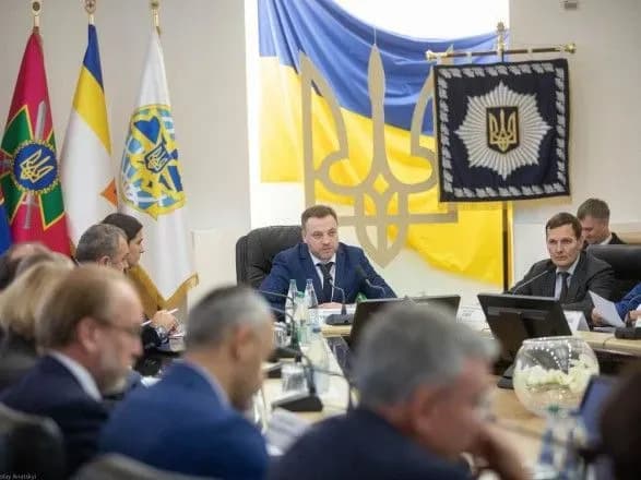 Монастирський заявив, що протягом трьох місяців в Україні знизиться кількість контрафактного алкоголю та сигарет