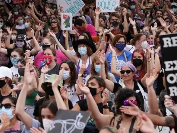 Жителі усіх штатів США вийшли на мітинг проти заборони абортів