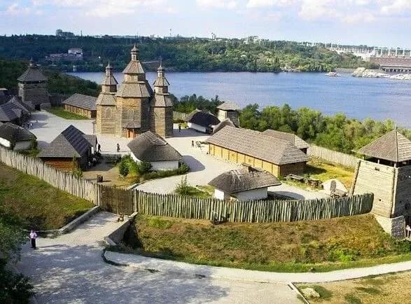 Через спалах COVID-19 на Хортиці скасували святкові заходи на Покрову