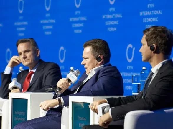 Спікер КМЕФ-2021 Костянтин Єфименко: пандемія навчила, що нам слід покладатися на себе і розвивати свою науку та медицину