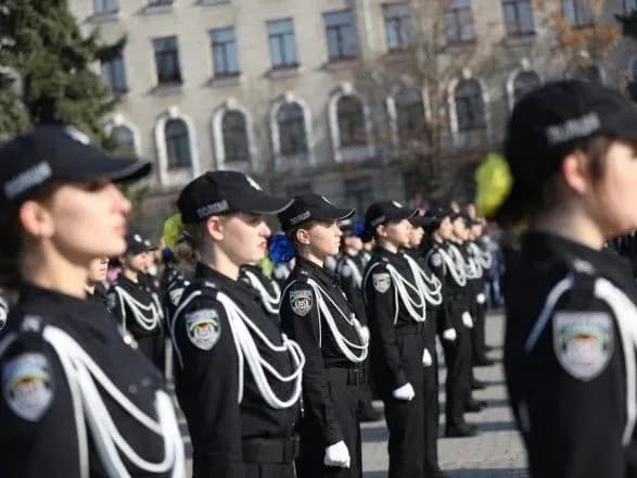 Служба не имеет ограничений по времени: Монастырский дал установку курсантам Нацакадемии МВД