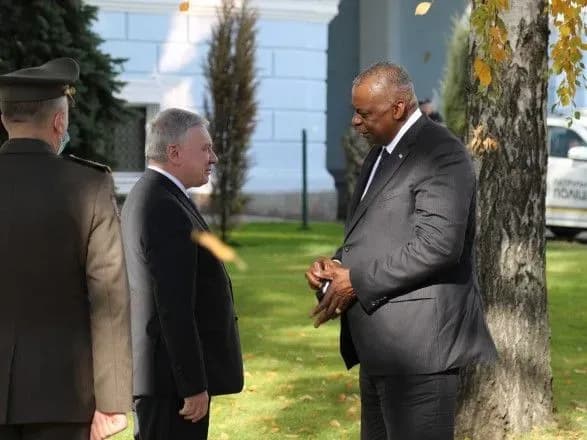 Міністр оборони США: саме Росія почала війну на сході України і перешкоджає її врегулюванню