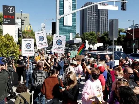 Біля штаб-квартири Netflix – протести проти нового шоу коміка Шаппеля