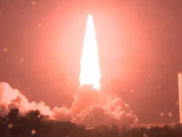 Ракета Ariane 5 з двома супутниками стартувала з космодрому у Французькій Гвіані