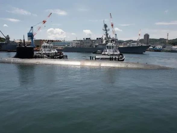 Атомная субмарина США столкнулась в Тихом океане с подводной горой