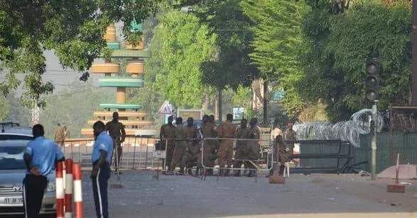 Озброєні люди вбили 10 мирних жителів на півночі Буркіна-Фасо