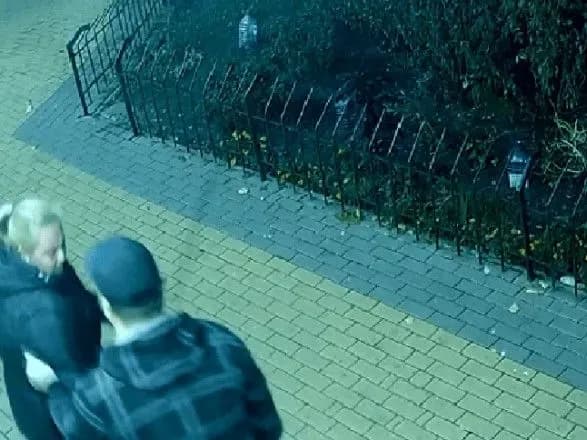 У Києві єпископ до синців побив сусідку. У ПЦУ вирішили відсторонити його від виконання архієрейських обов’язків