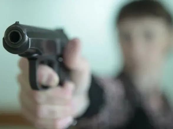 У Росії на футбольному матчі п'яний чоловік вистрелив у 17-річного гравця