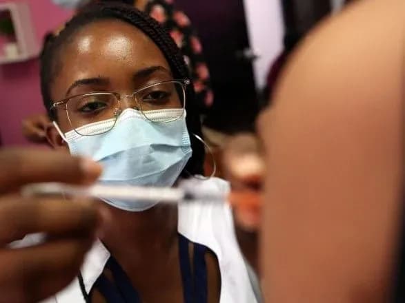 У США почали щепити від COVID-19 дітей від 5 до 11 років