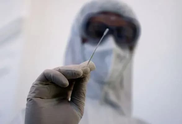 Австрія помістить в карантин мільйони нещеплених громадян