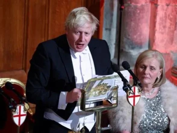 Джонсон: назрів вибір між підтримкою України та російським газом