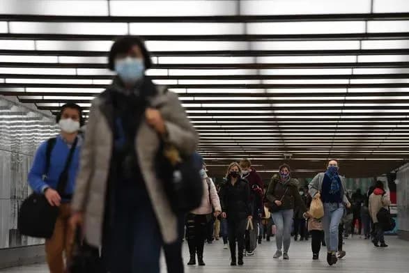 Вимагають працювати з дому: Бельгія посилює карантин