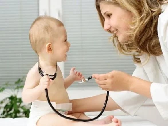 20 листопада відзначають День педіатра