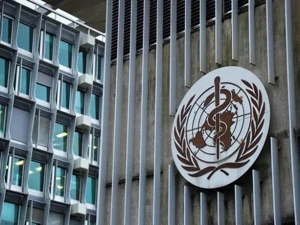 ВОЗ предостерегла страны от введения новых ограничений на поездки из-за южноафриканского варианта COVID-19