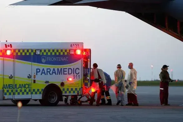 В Канаді зафіксували перші три випадки штаму-"омікрон", які були завезені із Нігерії