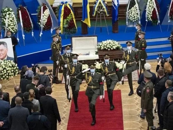 Киев прощается с бывшим мэром Александром Омельченко