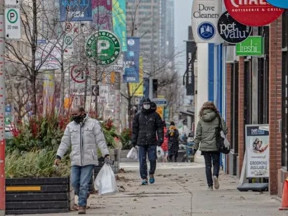 Перші у Північній Америці випадки захворювання Omicron виявили у Канаді