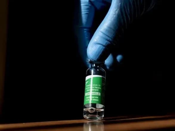 В декабре планируют утилизировать просроченные вакцины AstraZeneca: более 400 тысяч доз