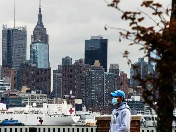 В Нью-Йорке обнаружили сразу пять случаев штамма Omicron