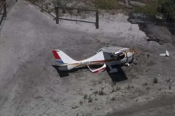 В результате падения частного самолета в Канаде погибли два человека