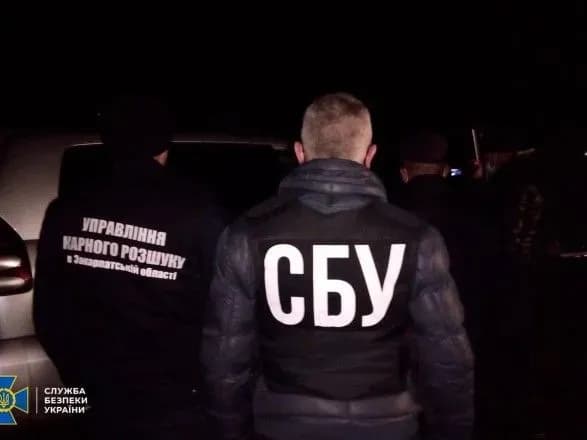 Підпал авто журналіста із Закарпаття: СБУ викрила виконавця