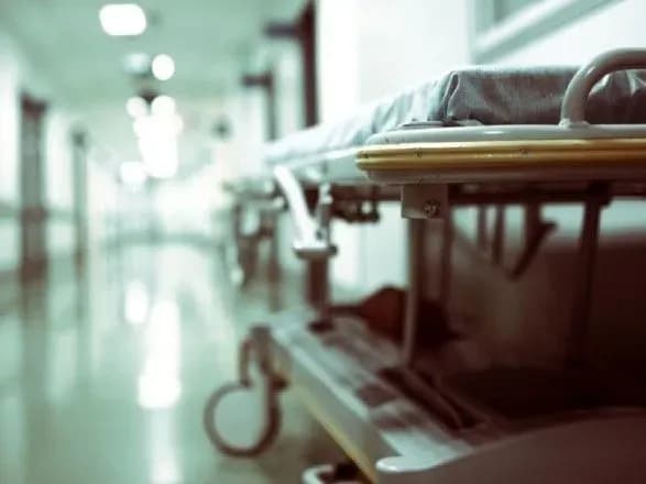 Множинні переломи ребер та перелом тазу: в прокуратурі розповіли про стан жінки, яка вбила дворічного сина