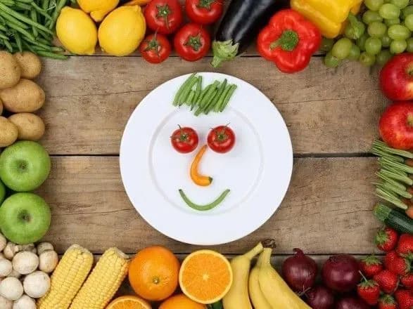 На Дніпропетровщині інформують людей про правильне харчування через “школи здоров’я”