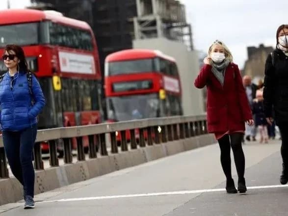 Видалили із червоного списку: Велика Британія дозволила в'їзд громадянам 11 країн