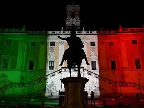 Італія з 16 грудня заборонить в'їзд для туристів з України