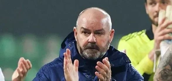 Тренер сборной Шотландии выразил надежду на три победы над Украиной