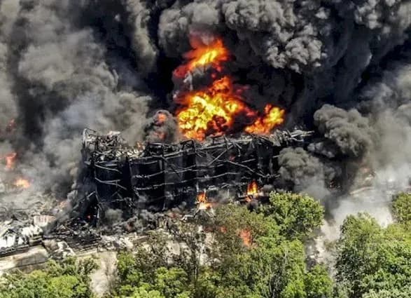 В Індії внаслідок пожежі на хімічному заводі троє осіб загинули, ще 10 поранено