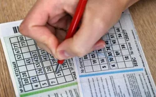 У Лондоні чоловіки виграли в лотерею мільйони, але невдовзі сіли у в’язницю за крадіжку